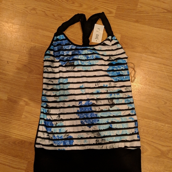 🌼2/$15 Ricki's tank top - Picture 1 of 2